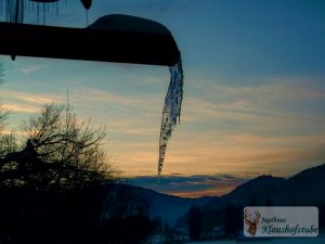 Zauberhafte Abendstimmung vor der Hütte